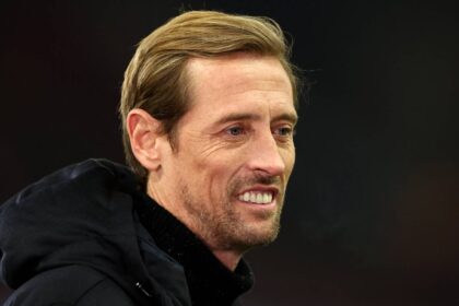Peter Crouch criticizes 'lazy' Tottenham players after draw with Manchester United