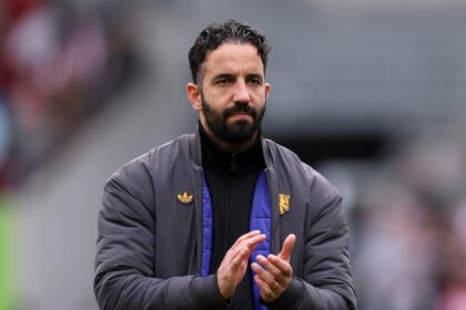 Ruben Amorim acknowledges the Manchester United fans after losing to Brentford