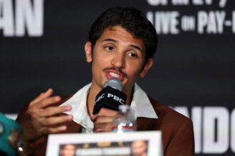 Sebastian Fandora vs. Keith Thurman: Game postponed due to hand injury suffered during training camp