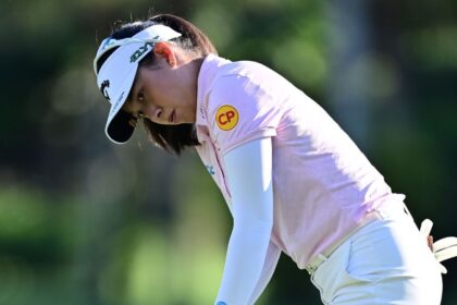 Titicle shoots 63 to take lead by 3 strokes in LPGA season finale