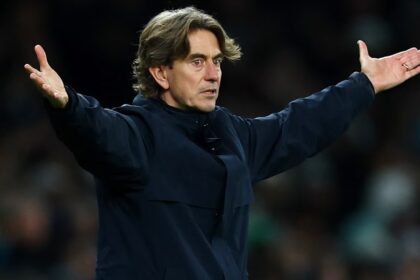 Tottenham seriously considering 'incredible' 4-3-3 manager to replace Frank