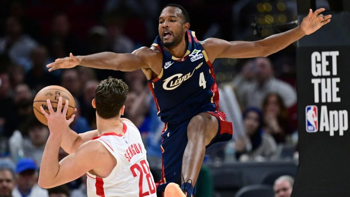 NBA DFS Picks, Friday Lineup Advice from a Daily Fantasy Pro Who Won $2 Million