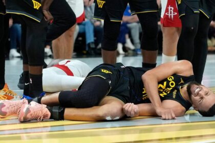 Stephen Curry injury update: Warriors star avoids major scare, sidelined for about a week