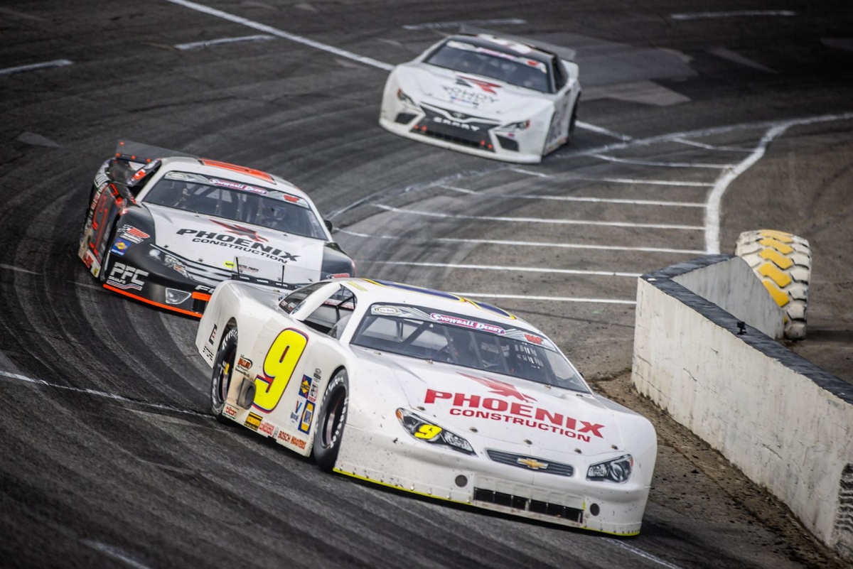 Race Team Alliance investigated independent racing at Churchill Downs, Middle East