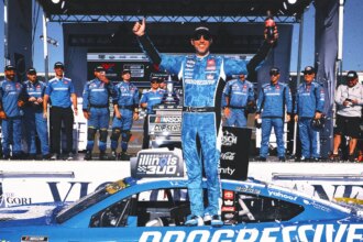 2025 NASCAR odds: Denny Hamlin favorite in Phoenix