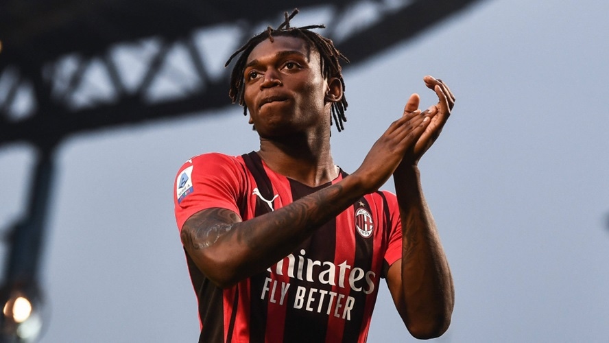 Liverpool target AC Milan star Rafael Leao