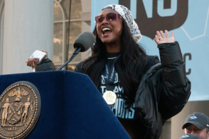 Gotham takes NWSL Championship victory lap to New York City Hall to celebrate surprise title: "Underdog My Ass"