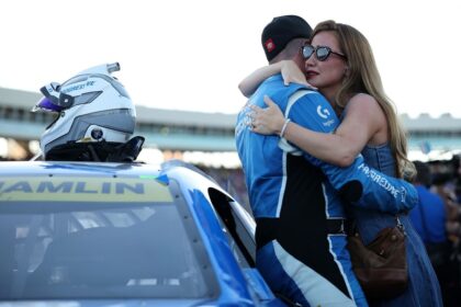 Larson sympathizes with heartbroken Hamlin over NASCAR championship