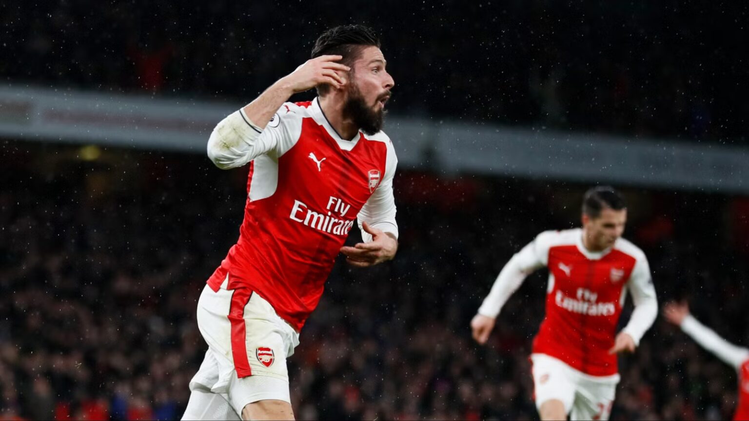 Arteta will now have to keep Arsenal's clunker who is 'similar' to Giroud on the bench for £200,000 a year.