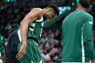 Giannis Antetokounmpo injured: Bucks star left game against Pistons amid trade rumors