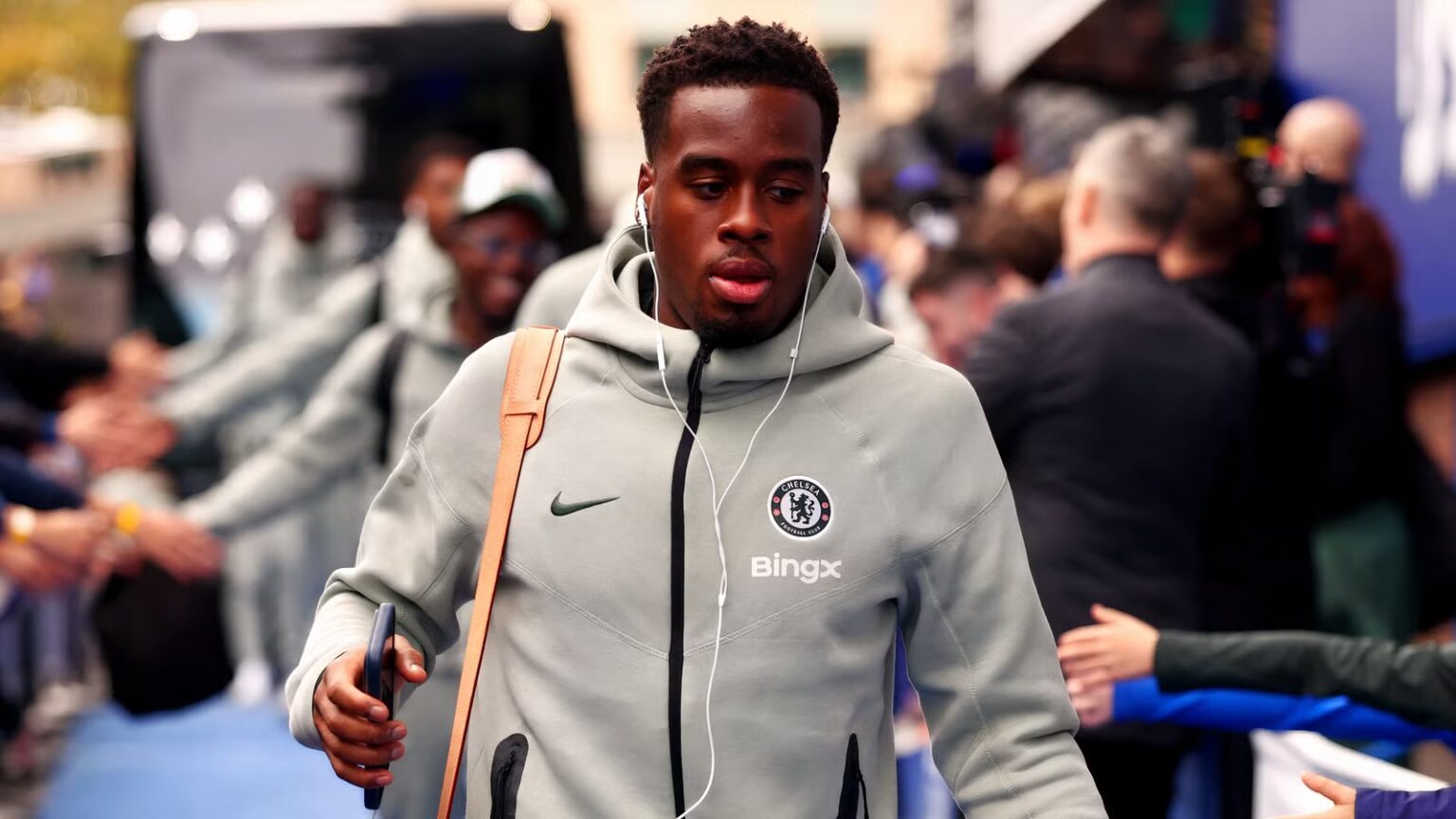 Chelsea open talks over sensational £88m deal