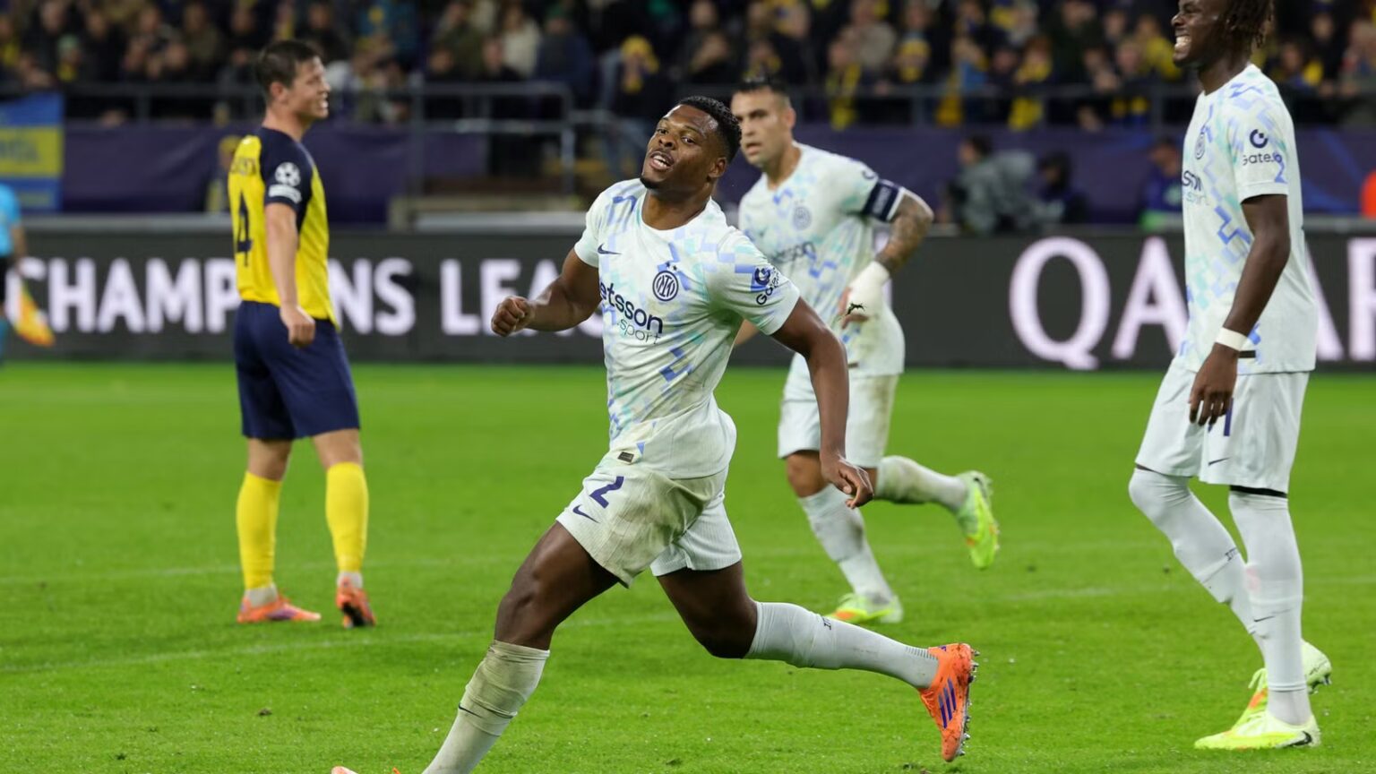 Eddie Howe confirms Livramento injury, Newcastle eyeing move for Denzel Dumfries