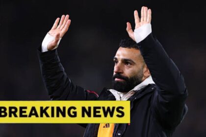 Mohamed Salah of Liverpool waves to the fans at full time during the Premier League match between Leeds United and Liverpool at Elland Road