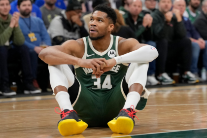 Giannis trade rumors, denials, injury scare and return: Inside the Bucks' wild night