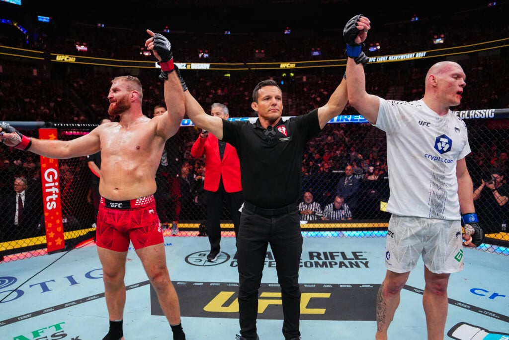 UFC 323: Blachowicz v Guskov