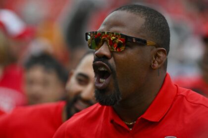 Jon Jones drags Khabib Nurmagomedov into bitter feud with Daniel Cormier