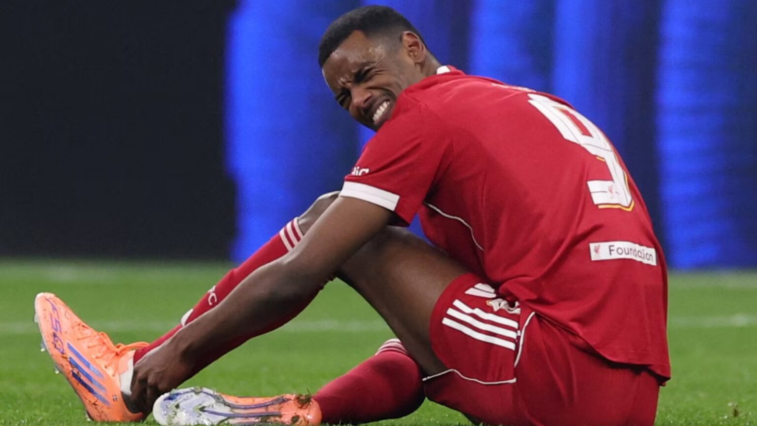 Liverpool's 'ruthless' teenage sensation could steal Isak's No.9 shirt