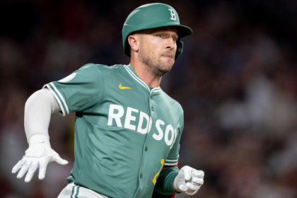 MLB Rumors: Blue Jays interested in Alex Bregman. The Yankees will add depth to their pitching. Munetaka Murakami finds a home