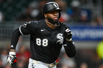 MLB Rumors: Reds in talks with White Sox to trade Luis Robert Jr. Mariners add offensive line helper