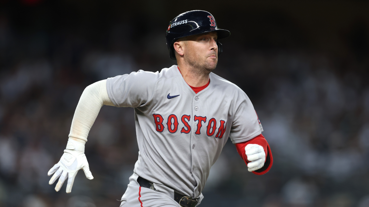 MLB Rumors: Surprising new team added in Alex Bregman sweepstakes, NPB ace's suitors narrowed down, Yankees aiming for reunion