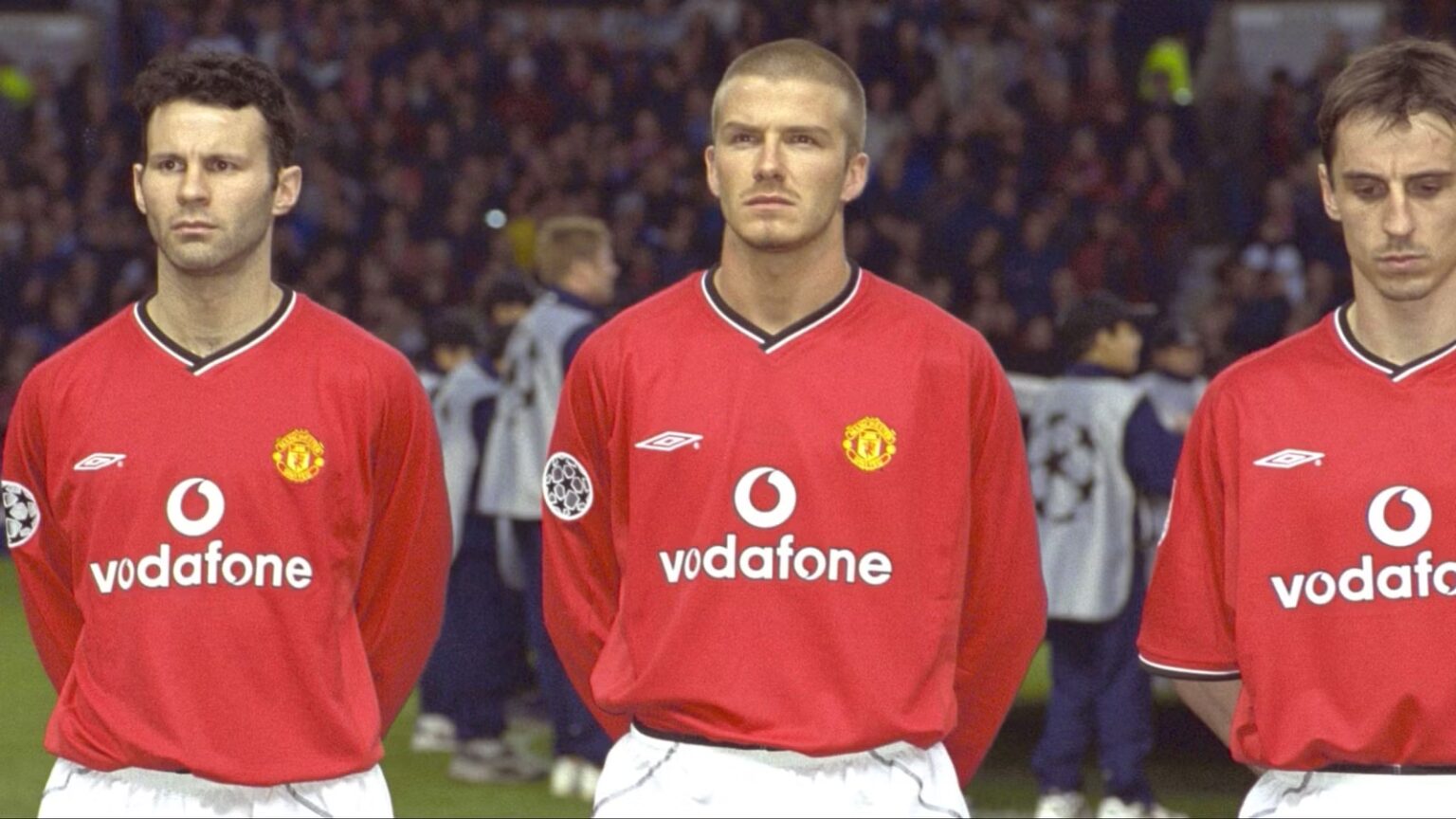 Manchester United aim to make a surprise move to sign 'Beckham-esque' star on £280,000 a week