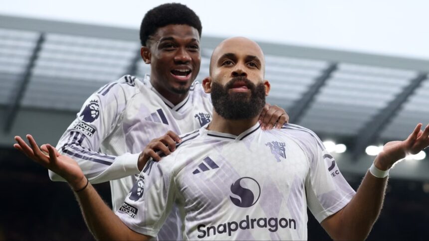 Manchester United are writing checks to sign 'young Sadio Mane'