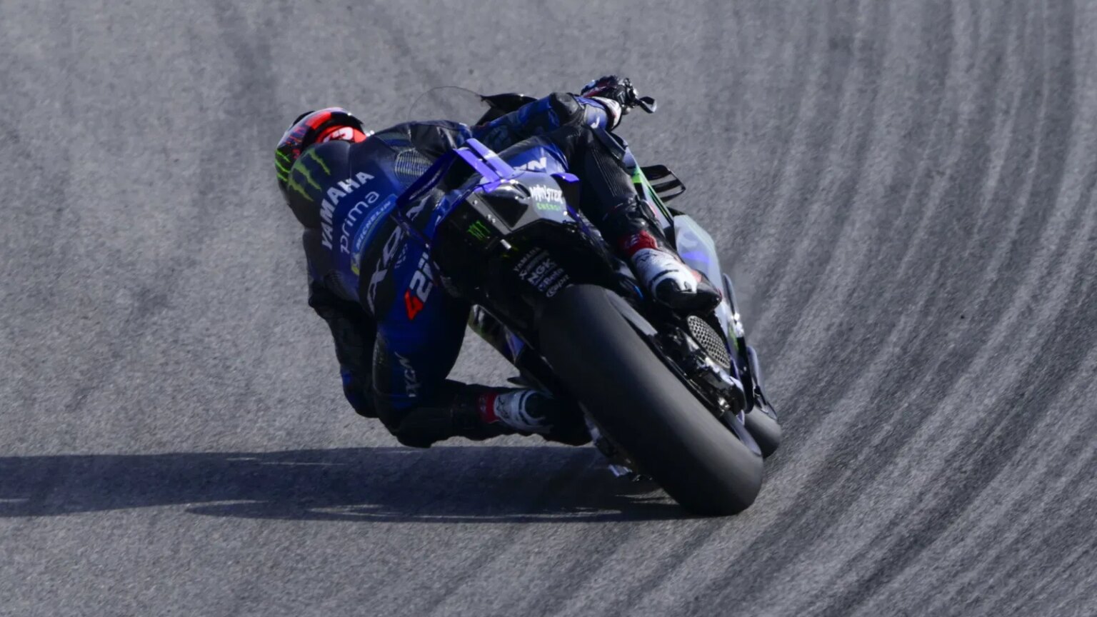 Multiple MotoGP winners 'feel helpless' due to Yamaha's struggles