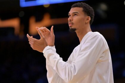 Victor Wembaneyama injured: Report says Spurs star will return for Saturday's game against Thunder