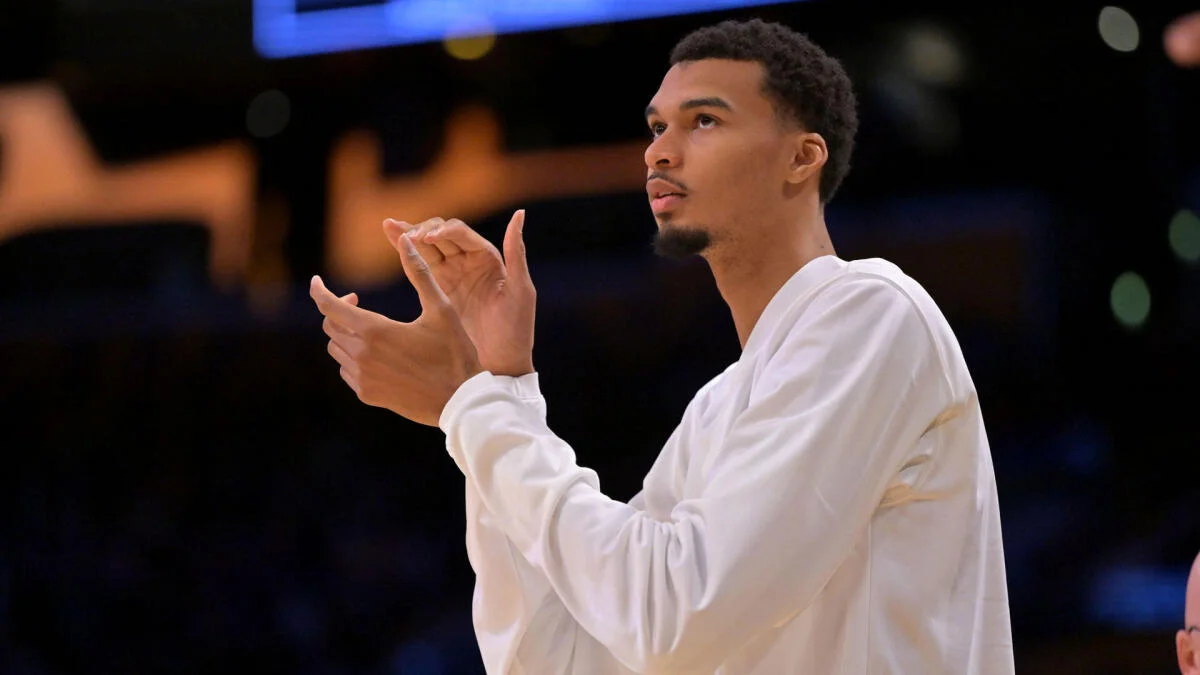 Victor Wembaneyama injured: Report says Spurs star will return for Saturday's game against Thunder