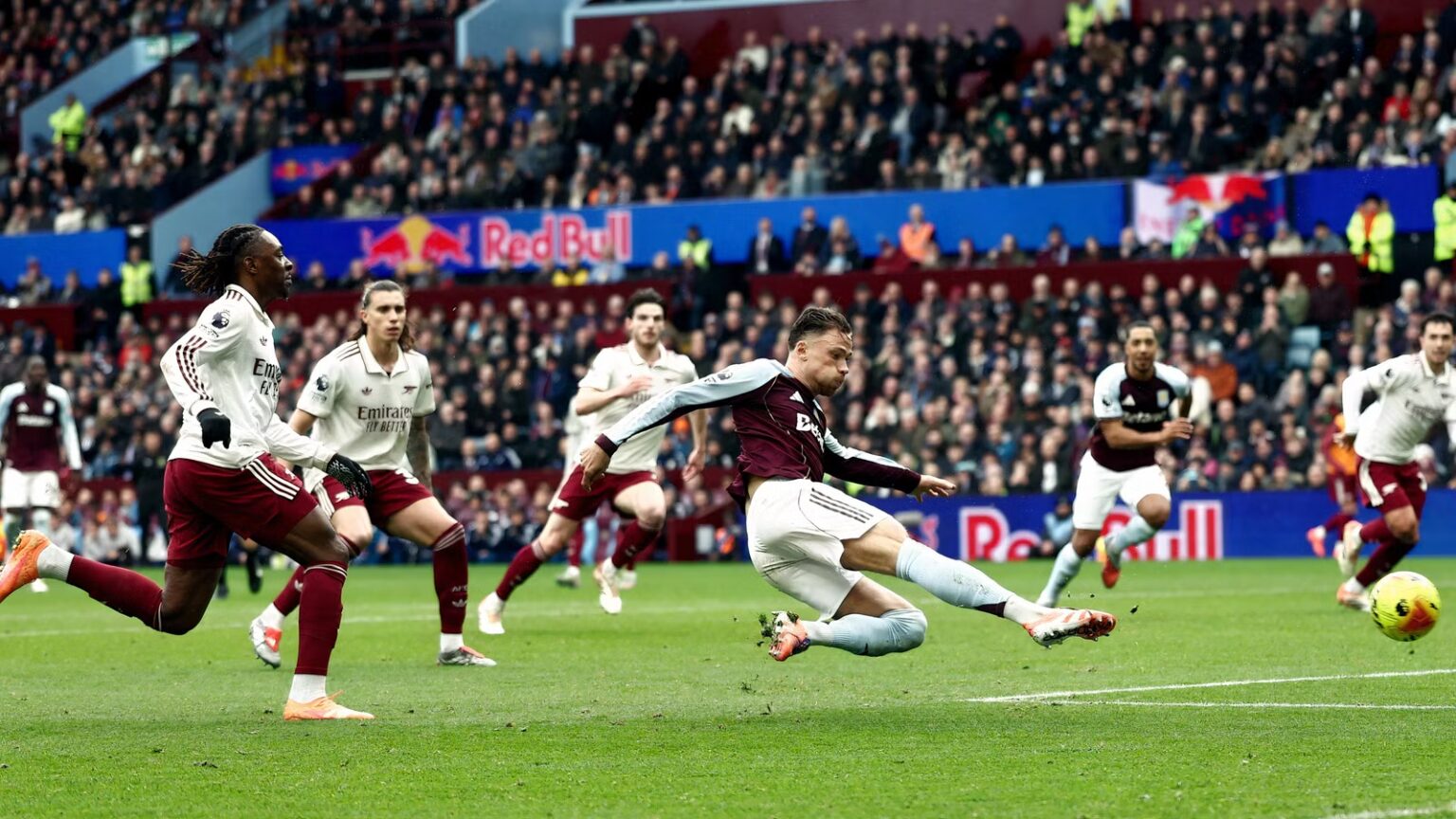 The 4/10 star had his worst game in an Arsenal shirt against Aston Villa