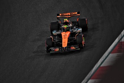 After the first day of the F1 Abu Dhabi title deciding race, who has the advantage?