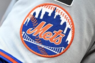 Yankees lose top international prospect to Mets due to scouting overhaul, according to reports