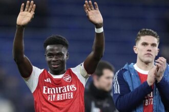 Premier League results: Arsenal and Man City earn high marks after quick starts, but Man United earns 'A+'