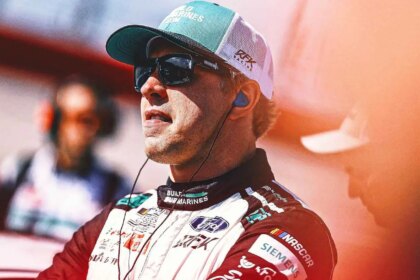 Brad Keselowski breaks leg on ski trip, wants to be ready for Daytona