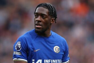 Lyon make contact with Disasi