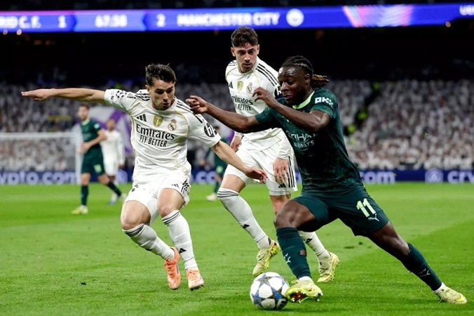 Manchester City winger Jeremy Doku's quick feet trouble Real Madrid's defense (video)