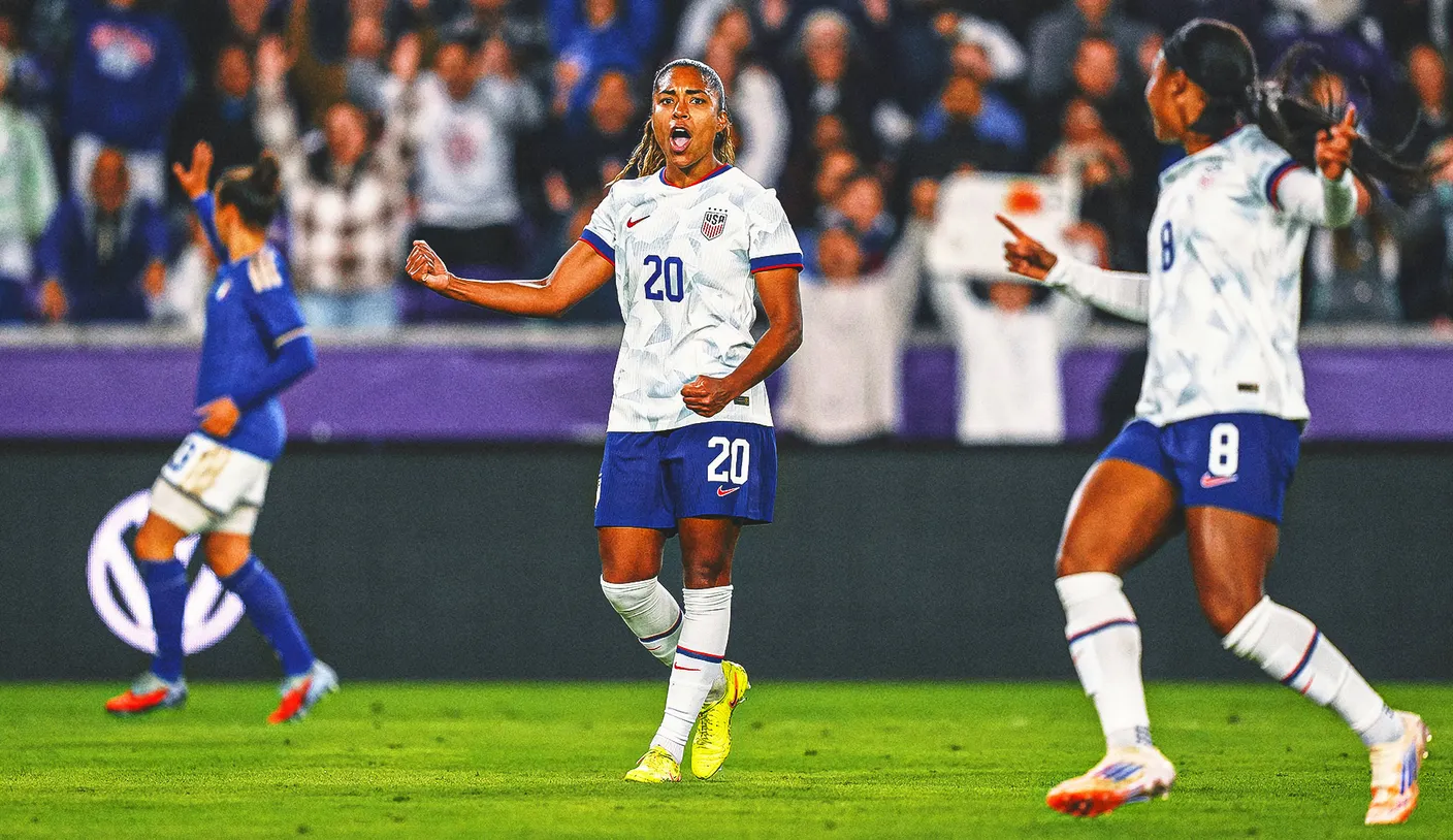 Catalina Macario scored twice for the U.S. women's 3-0 victory over Italy.