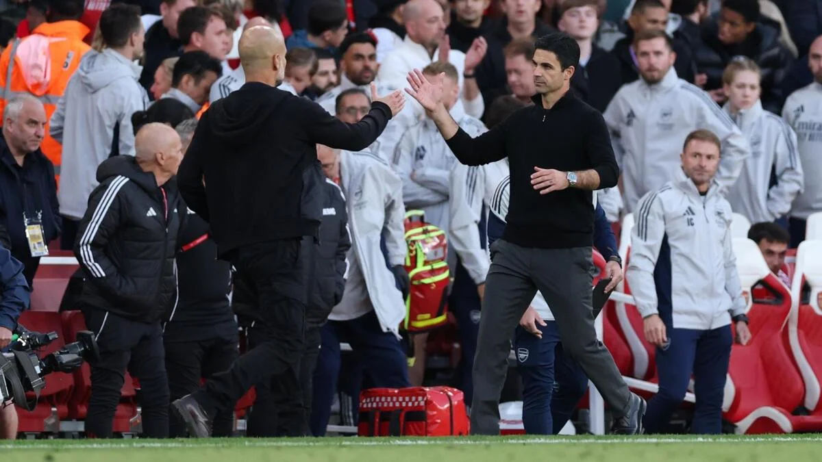 Arsenal go into the holidays in a familiar but uncomfortable position at the top of the Premier League with Man City lurking