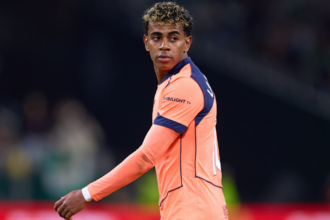 Lamine Yamal shows his versatility ahead of Barcelona's crucial Champions League match against Eintracht Frankfurt