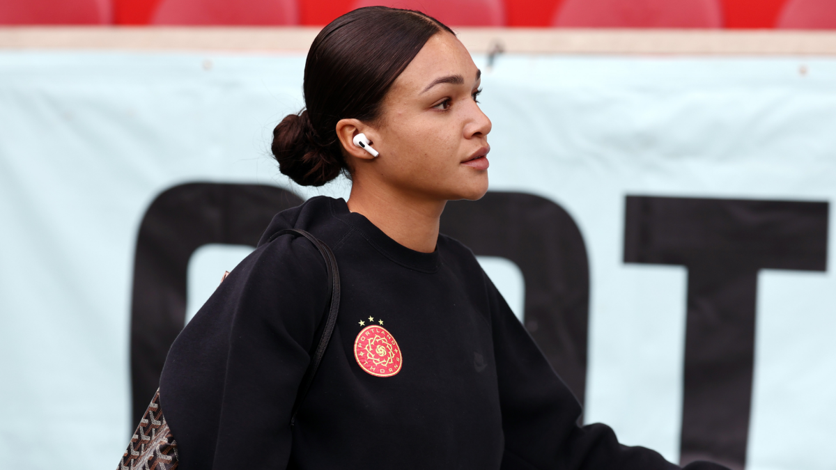 USWNT star Sophia Wilson exercises record player option to remain with Portland Thorns for 2026 season