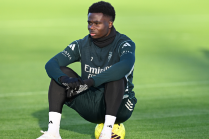 Premier League questions: Does Arsenal have a chance to fumble the title? Are Aston Villa for real? Why Man U take the lead