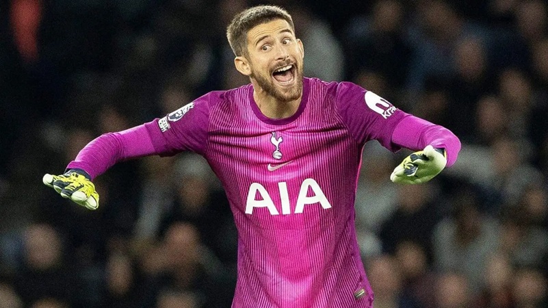 Spurs goalkeeper Vicario lured by Inter Milan's interest