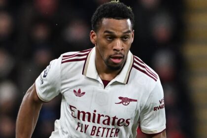 Arsenal enter rivalry with Tottenham for Keith Smit as huge price tag emerges