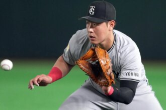 Blue Jays continue their offseason activities, agreeing to a four-year, $60 million contract with Kazuma Okamoto, reports
