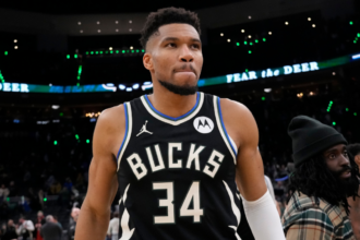 Bucks All-Star Giannis Antetokounmpo (calf) likely to leave before NBA trade deadline