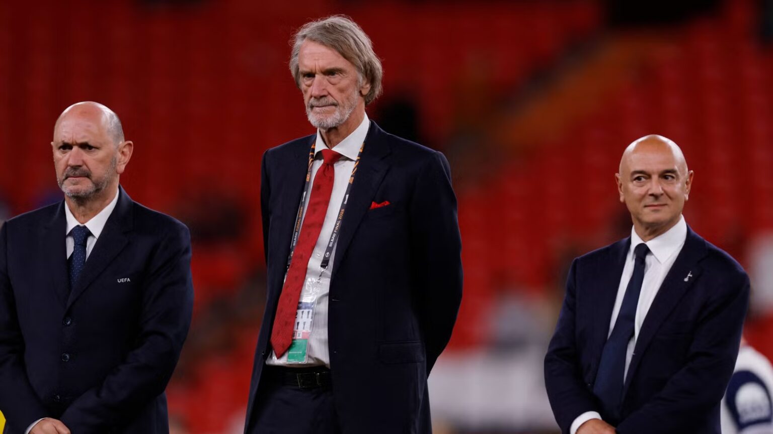 Manchester United bosses expect negotiations with manager Xavi Hernandez to progress