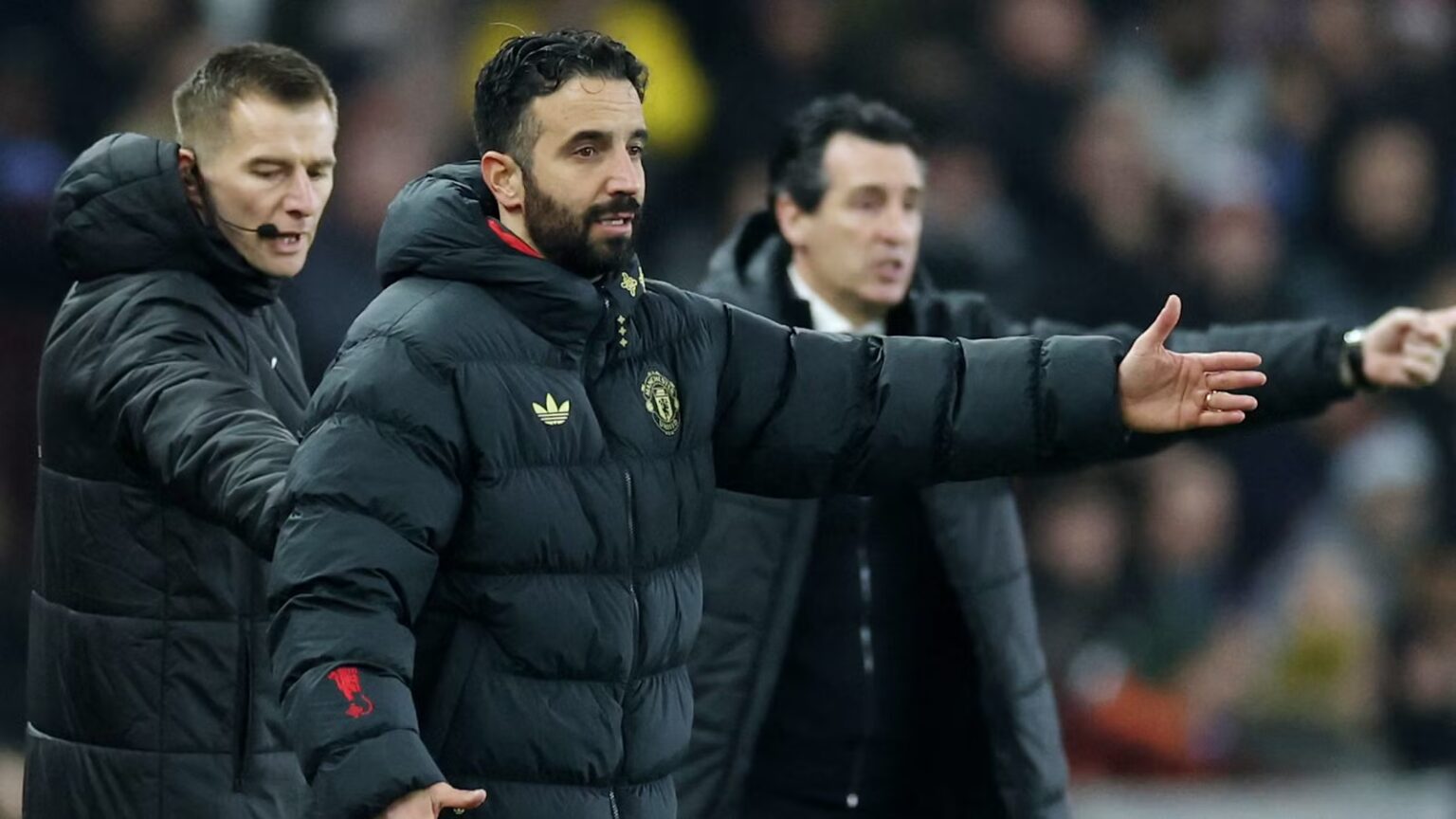 Manchester United hold public talks with two managers, Michael Carrick being one of them