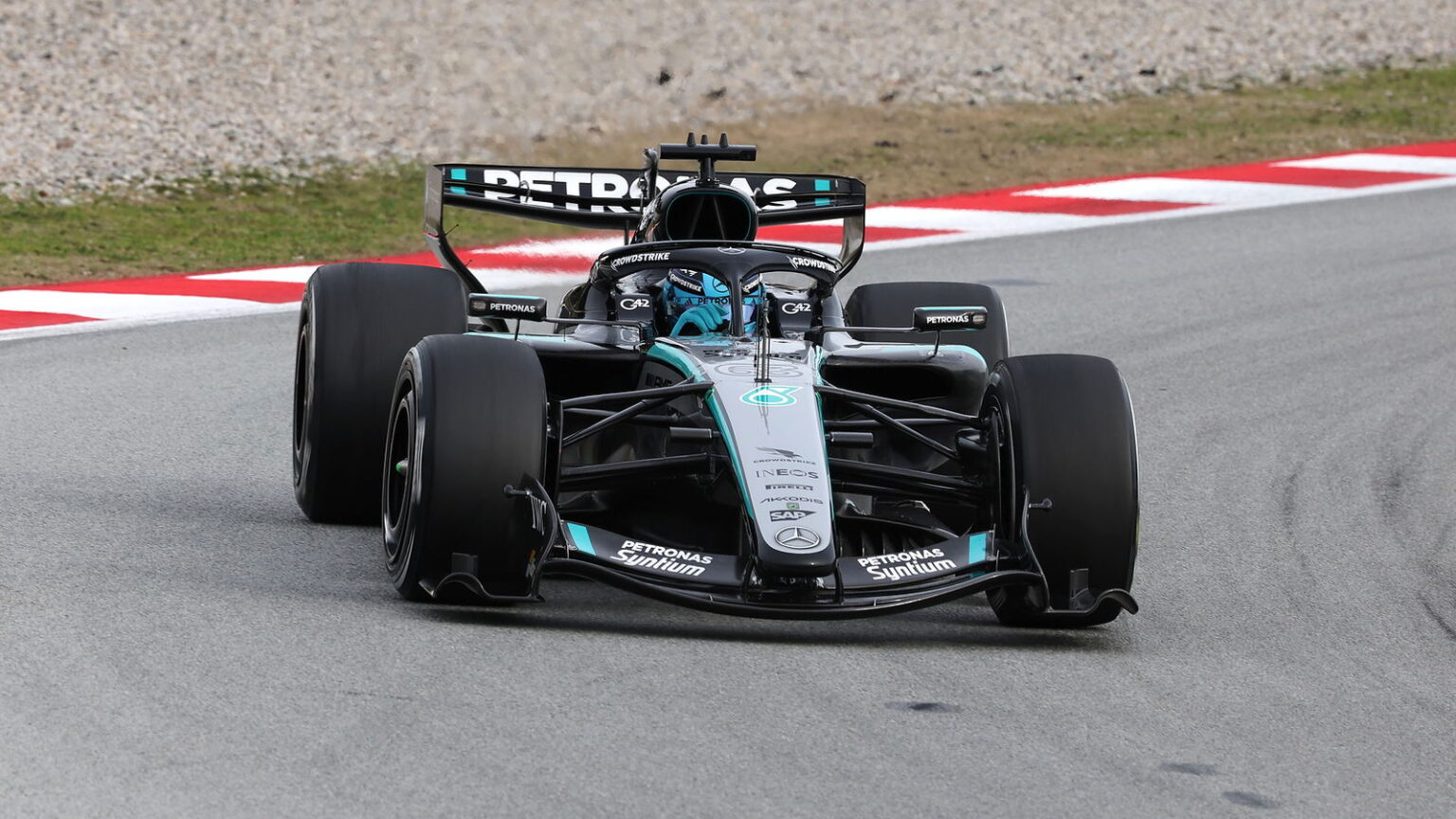 Mercedes sets new F1 test benchmark, McLaren suffers trouble on fourth day