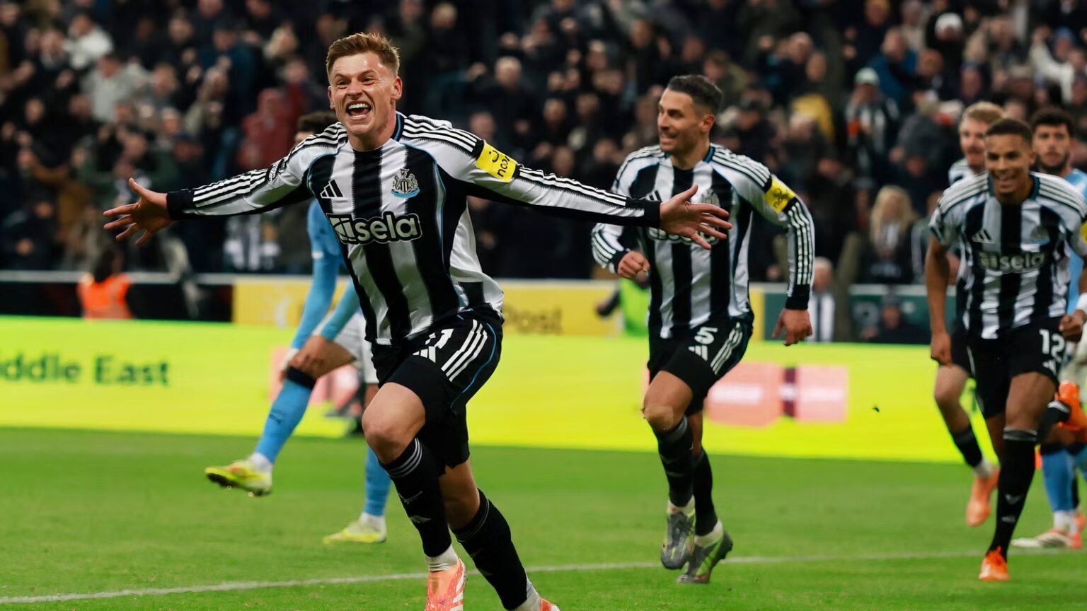 Newcastle aim to sign 'powerhouse' for an estimated £69m which could surpass Barnes