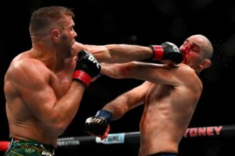 MMA-UFC-AUS-DU Plessis-Strickland